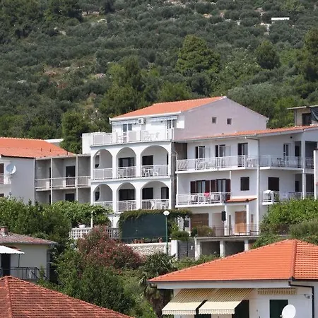Studio Gradac 6660c * Gradac (Split-Dalmatia)